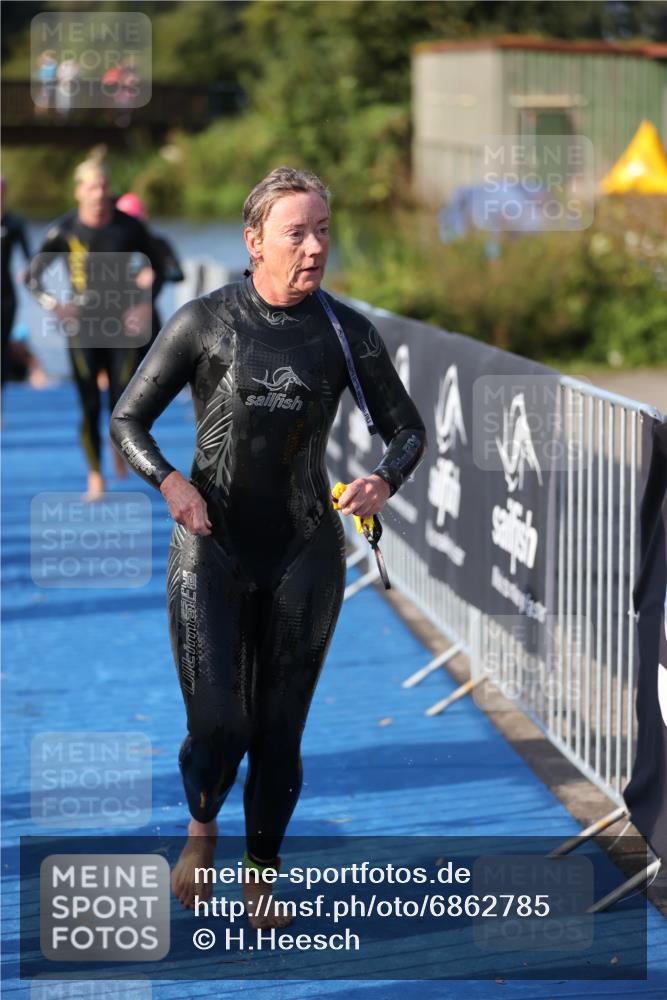 25.08.2024 - Elbe Triathlon Hamburg H.Heesch http://msf.ph/oto/6862785 25.08.2024 09:30:08 Schwimmen 451, 452, 463, 470, 506, 508, 515, 534, 548, 553 meine-sportfotos.de