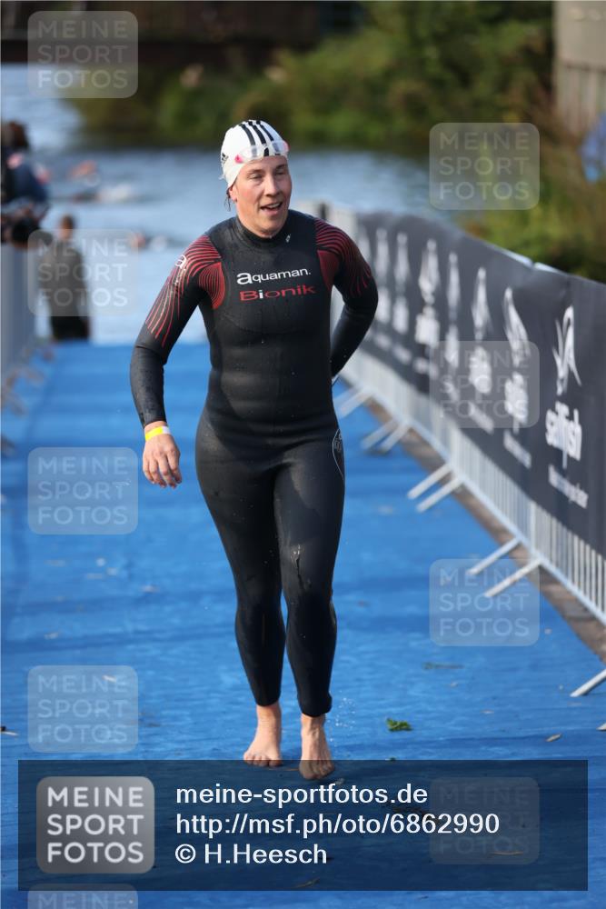 25.08.2024 - Elbe Triathlon Hamburg H.Heesch http://msf.ph/oto/6862990 25.08.2024 09:30:54 Schwimmen 544 meine-sportfotos.de