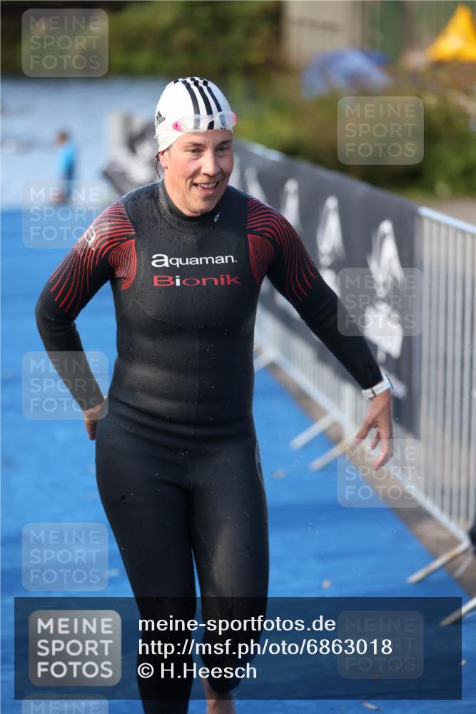 25.08.2024 - Elbe Triathlon Hamburg H.Heesch http://msf.ph/oto/6863018 25.08.2024 09:30:55 Schwimmen 544 meine-sportfotos.de