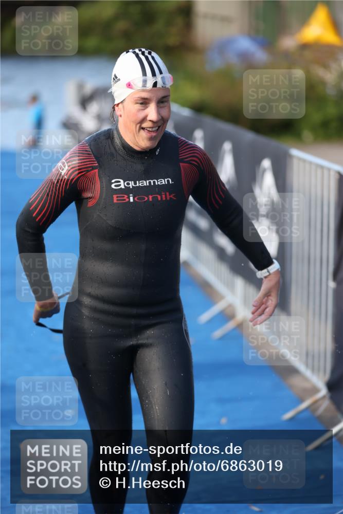 25.08.2024 - Elbe Triathlon Hamburg H.Heesch http://msf.ph/oto/6863019 25.08.2024 09:30:55 Schwimmen 544 meine-sportfotos.de