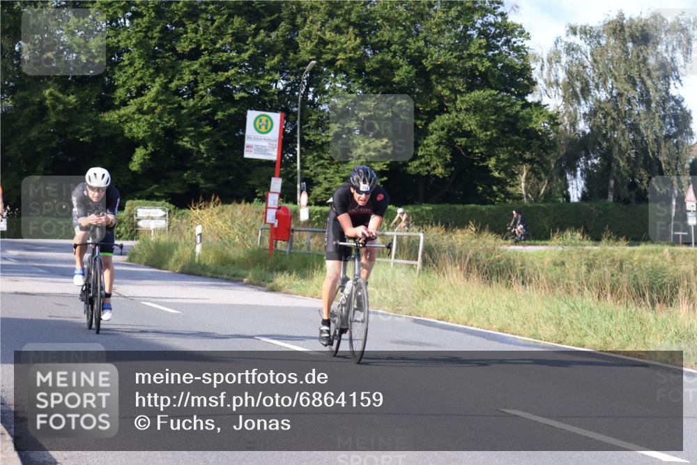 25.08.2024 - Elbe Triathlon Hamburg Fuchs,  Jonas http://msf.ph/oto/6864159 25.08.2024 09:21:45 Radfahren 204, 42, 46, 92, 294, 34, 280, 190 meine-sportfotos.de