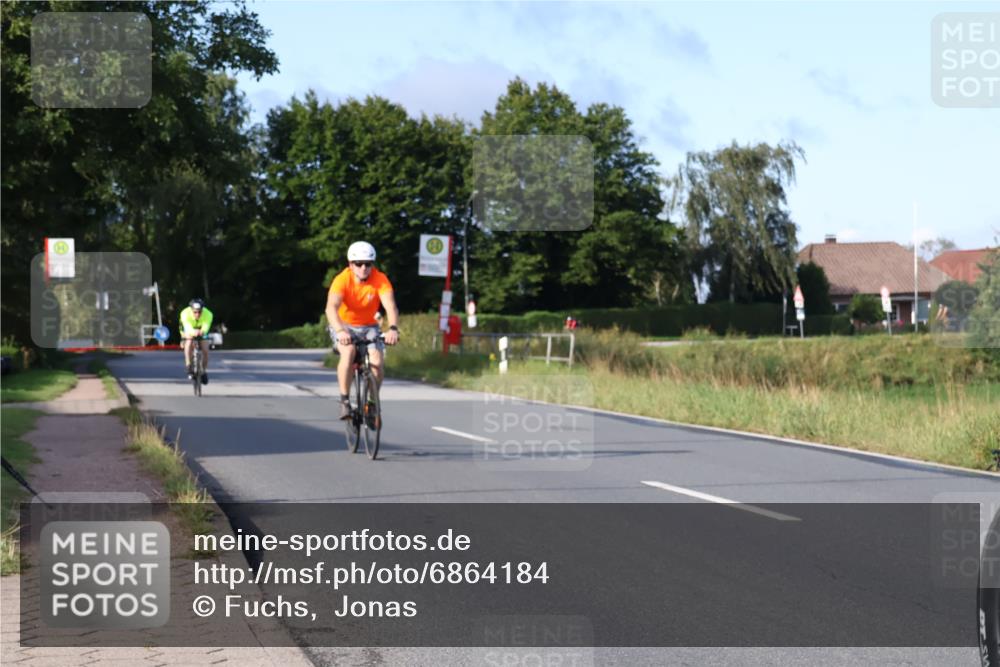 25.08.2024 - Elbe Triathlon Hamburg Fuchs,  Jonas http://msf.ph/oto/6864184 25.08.2024 09:21:46 Radfahren 42, 46, 92, 294, 34, 280, 190 meine-sportfotos.de