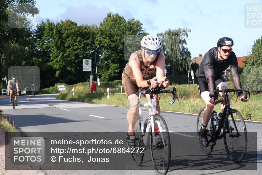 25.08.2024 - Elbe Triathlon Hamburg Fuchs,  Jonas http://msf.ph/oto/6864272 25.08.2024 09:21:57 Radfahren 84, 296, 93, 308 meine-sportfotos.de