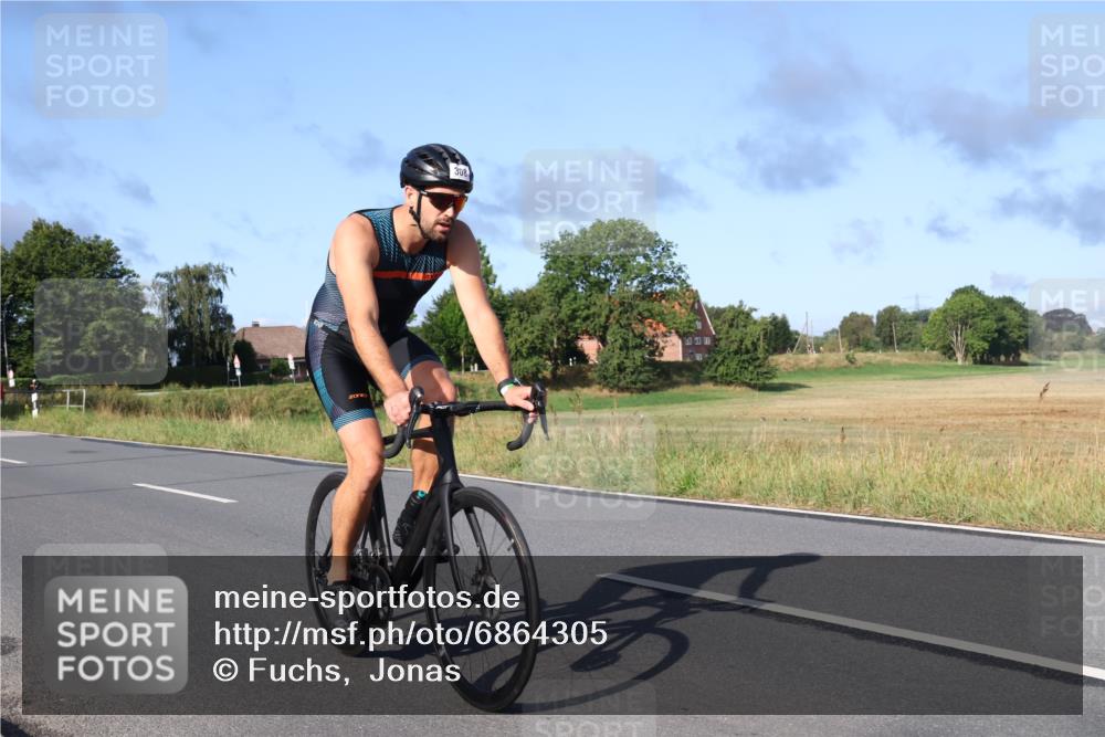 25.08.2024 - Elbe Triathlon Hamburg Fuchs,  Jonas http://msf.ph/oto/6864305 25.08.2024 09:21:59 Radfahren 84, 296, 93, 308, 213 meine-sportfotos.de
