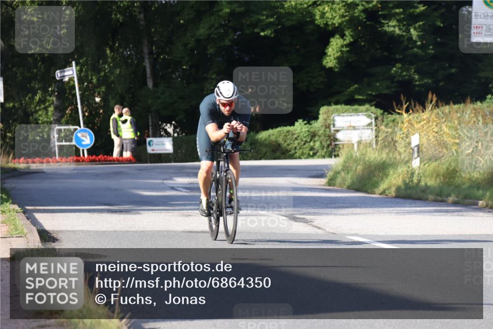 25.08.2024 - Elbe Triathlon Hamburg Fuchs,  Jonas http://msf.ph/oto/6864350 25.08.2024 09:22:07 Radfahren 213, 275 meine-sportfotos.de
