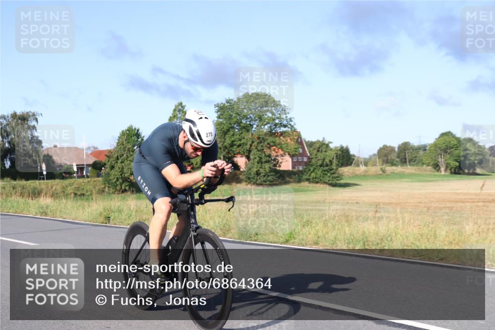 25.08.2024 - Elbe Triathlon Hamburg Fuchs,  Jonas http://msf.ph/oto/6864364 25.08.2024 09:22:09 Radfahren 213, 275, 184 meine-sportfotos.de