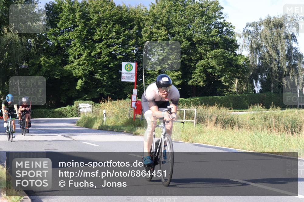 25.08.2024 - Elbe Triathlon Hamburg Fuchs,  Jonas http://msf.ph/oto/6864451 25.08.2024 09:22:23 Radfahren 169, 179, 62, 440, 410, 128, 75 meine-sportfotos.de