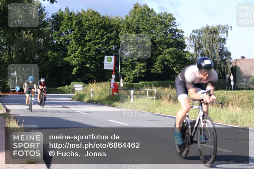 25.08.2024 - Elbe Triathlon Hamburg Fuchs,  Jonas http://msf.ph/oto/6864462 25.08.2024 09:22:24 Radfahren 179, 62, 440, 410, 128, 75 meine-sportfotos.de