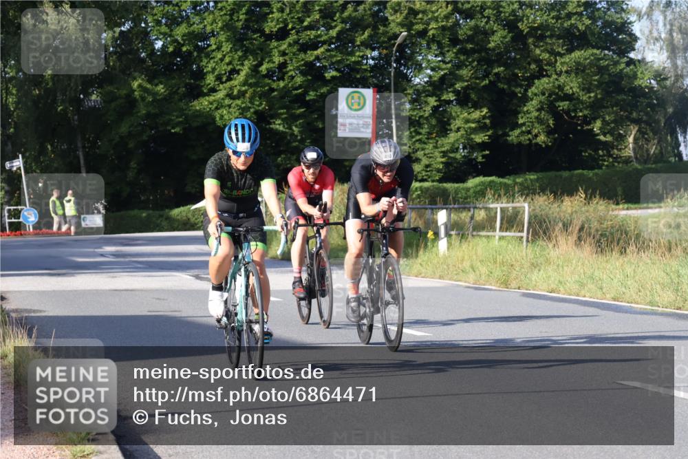 25.08.2024 - Elbe Triathlon Hamburg Fuchs,  Jonas http://msf.ph/oto/6864471 25.08.2024 09:22:25 Radfahren 179, 62, 440, 410, 128, 75 meine-sportfotos.de