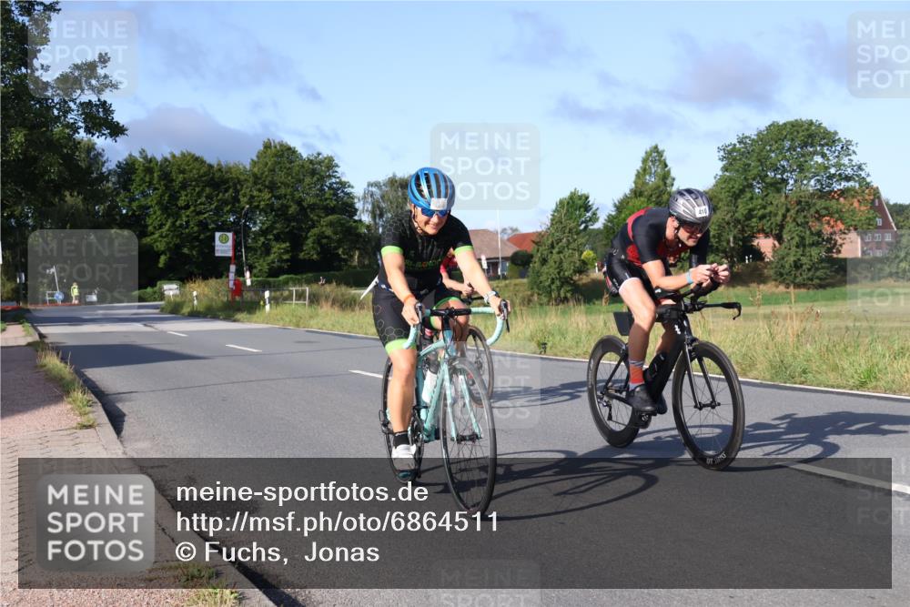 25.08.2024 - Elbe Triathlon Hamburg Fuchs,  Jonas http://msf.ph/oto/6864511 25.08.2024 09:22:27 Radfahren 62, 440, 410, 128, 75 meine-sportfotos.de