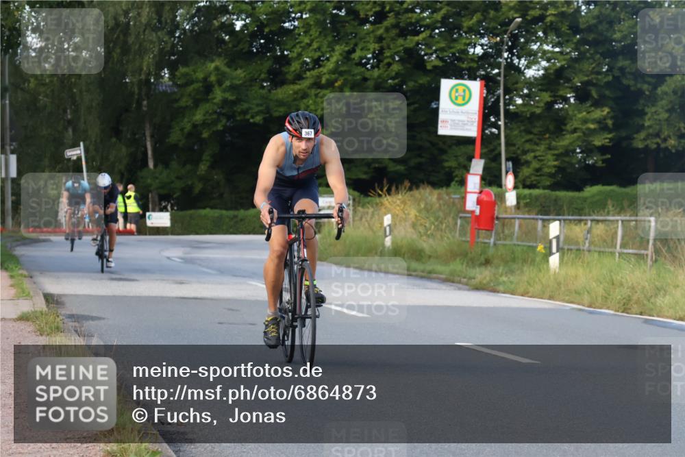 25.08.2024 - Elbe Triathlon Hamburg Fuchs,  Jonas http://msf.ph/oto/6864873 25.08.2024 09:23:19 Radfahren 340, 120, 367, 198, 167 meine-sportfotos.de