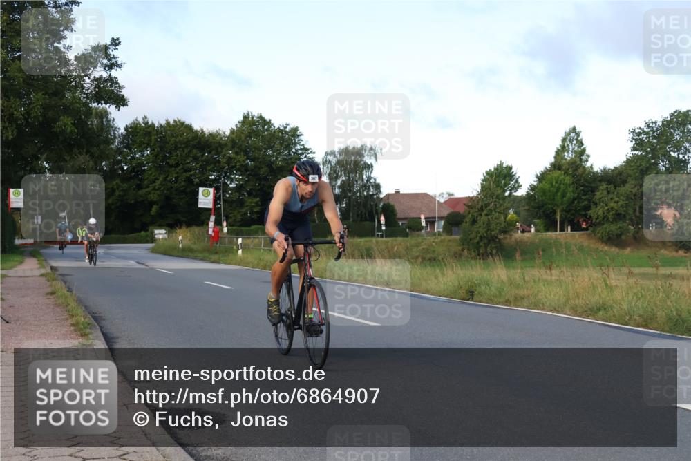 25.08.2024 - Elbe Triathlon Hamburg Fuchs,  Jonas http://msf.ph/oto/6864907 25.08.2024 09:23:20 Radfahren 120, 367, 198, 167 meine-sportfotos.de