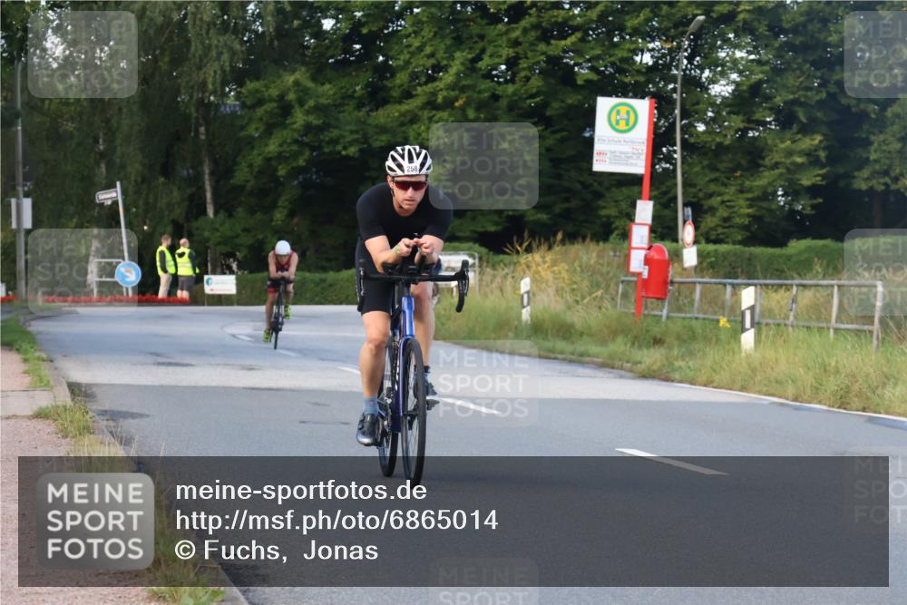 25.08.2024 - Elbe Triathlon Hamburg Fuchs,  Jonas http://msf.ph/oto/6865014 25.08.2024 09:23:29 Radfahren 167, 258, 86, 64 meine-sportfotos.de