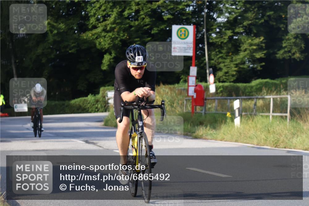 25.08.2024 - Elbe Triathlon Hamburg Fuchs,  Jonas http://msf.ph/oto/6865492 25.08.2024 09:24:12 Radfahren 76, 74, 117, 283, 97, 174 meine-sportfotos.de