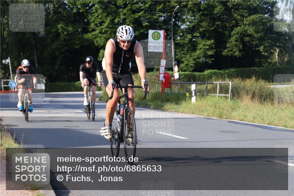 25.08.2024 - Elbe Triathlon Hamburg Fuchs,  Jonas http://msf.ph/oto/6865633 25.08.2024 09:24:24 Radfahren 295, 94, 420, 309, 186, 180 meine-sportfotos.de