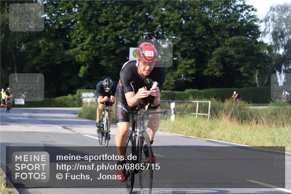 25.08.2024 - Elbe Triathlon Hamburg Fuchs,  Jonas http://msf.ph/oto/6865715 25.08.2024 09:24:33 Radfahren 419, 465, 205, 161 meine-sportfotos.de
