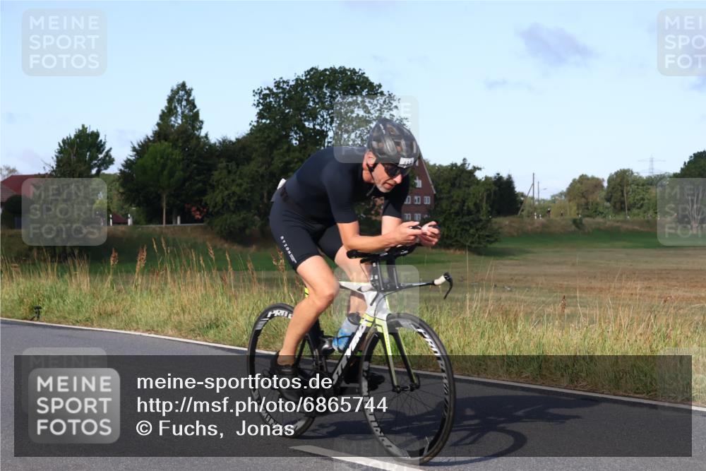 25.08.2024 - Elbe Triathlon Hamburg Fuchs,  Jonas http://msf.ph/oto/6865744 25.08.2024 09:24:35 Radfahren 419, 465, 205, 161 meine-sportfotos.de