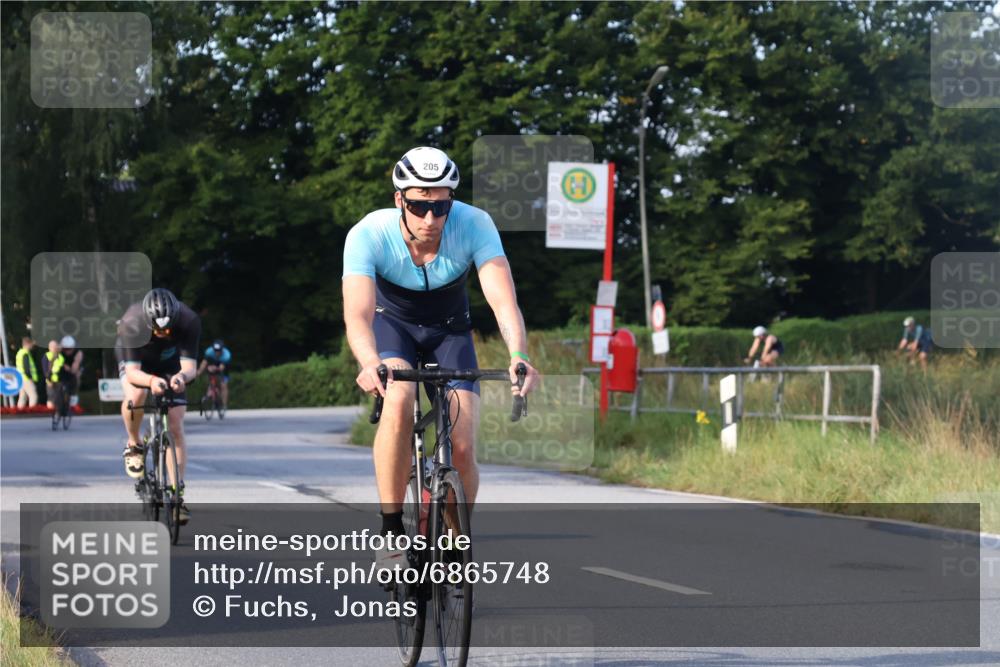 25.08.2024 - Elbe Triathlon Hamburg Fuchs,  Jonas http://msf.ph/oto/6865748 25.08.2024 09:24:37 Radfahren 419, 465, 205, 161 meine-sportfotos.de