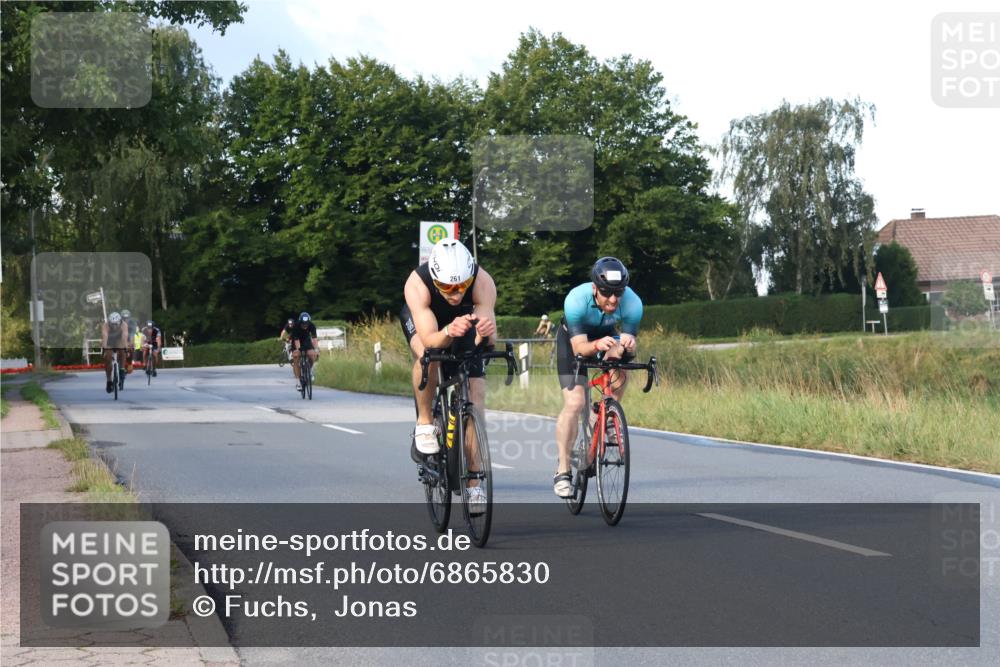25.08.2024 - Elbe Triathlon Hamburg Fuchs,  Jonas http://msf.ph/oto/6865830 25.08.2024 09:24:44 Radfahren 205, 161, 160, 261, 248, 349, 236, 262, 414 meine-sportfotos.de
