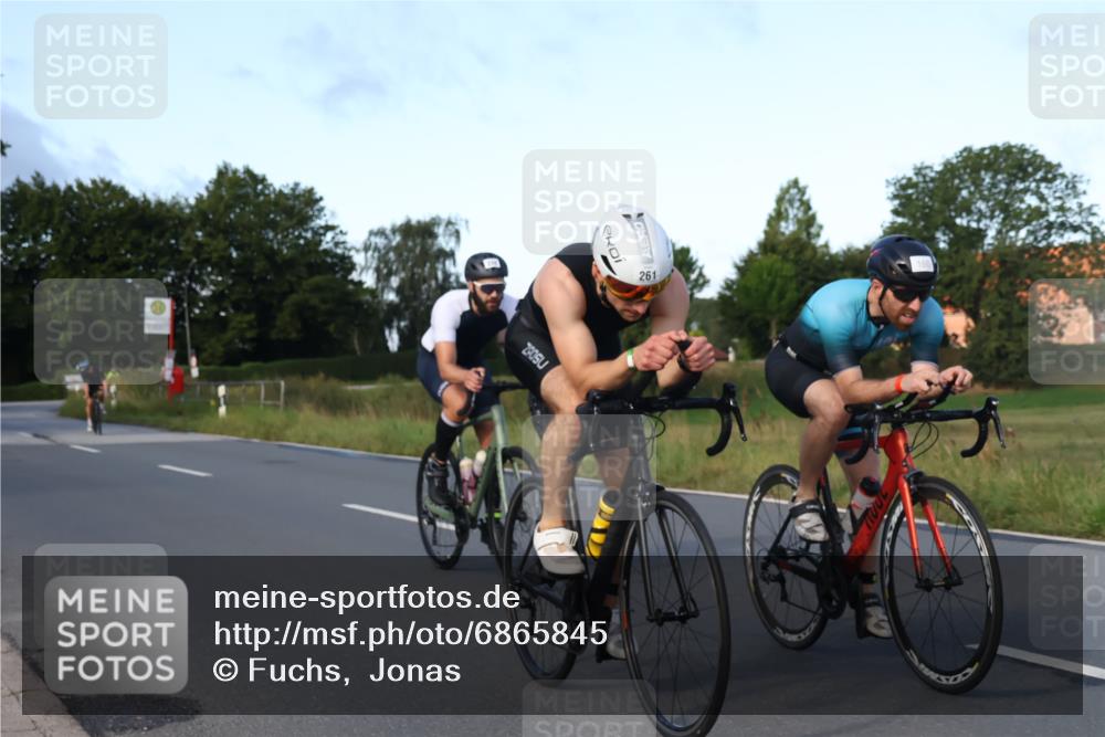 25.08.2024 - Elbe Triathlon Hamburg Fuchs,  Jonas http://msf.ph/oto/6865845 25.08.2024 09:24:45 Radfahren 161, 160, 261, 248, 349, 236, 262, 414 meine-sportfotos.de