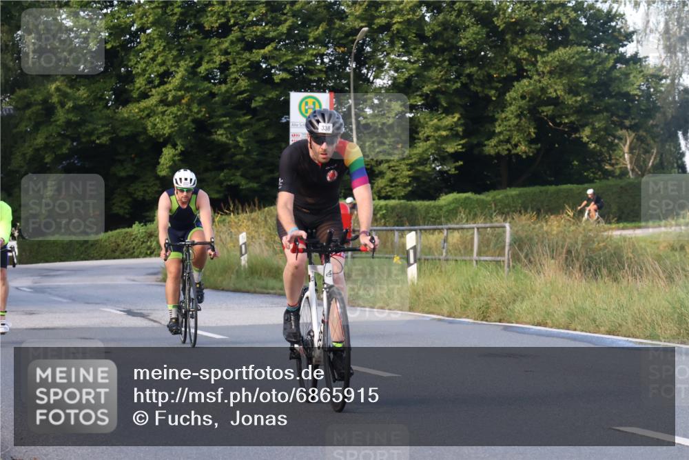 25.08.2024 - Elbe Triathlon Hamburg Fuchs,  Jonas http://msf.ph/oto/6865915 25.08.2024 09:24:52 Radfahren 349, 236, 262, 414, 338, 237, 408 meine-sportfotos.de