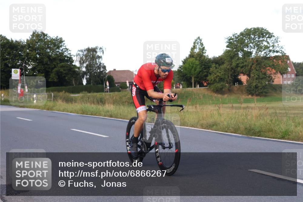 25.08.2024 - Elbe Triathlon Hamburg Fuchs,  Jonas http://msf.ph/oto/6866267 25.08.2024 09:25:35 Radfahren 363, 284 meine-sportfotos.de