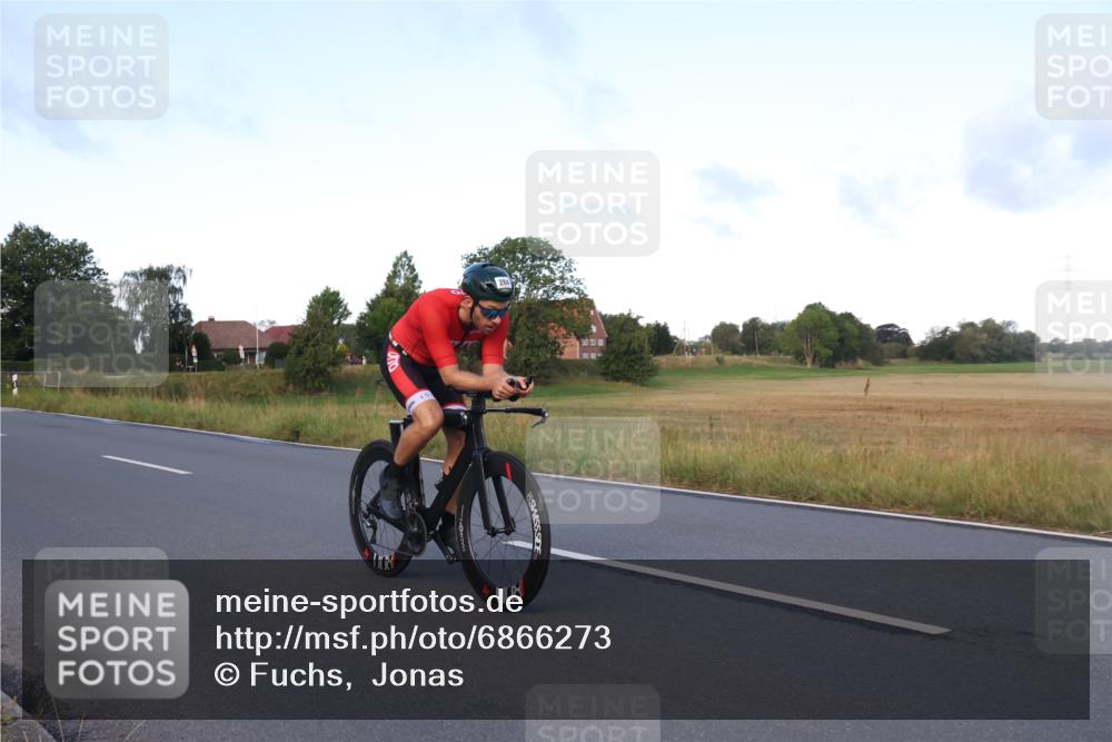 25.08.2024 - Elbe Triathlon Hamburg Fuchs,  Jonas http://msf.ph/oto/6866273 25.08.2024 09:25:35 Radfahren 363, 284 meine-sportfotos.de