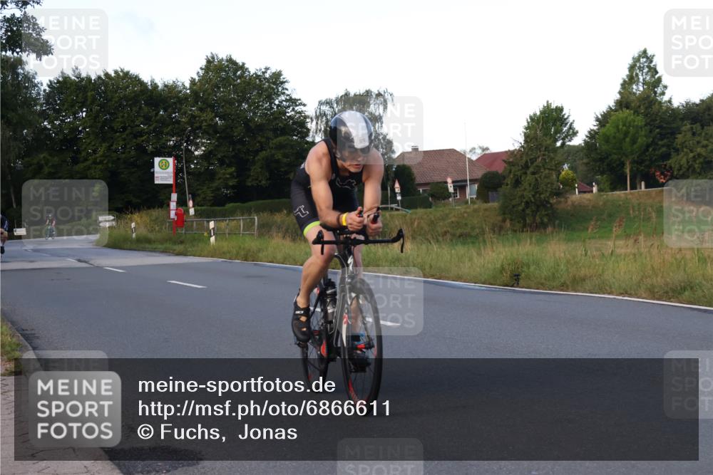 25.08.2024 - Elbe Triathlon Hamburg Fuchs,  Jonas http://msf.ph/oto/6866611 25.08.2024 09:26:22 Radfahren 54, 83, 194, 217, 244, 193 meine-sportfotos.de