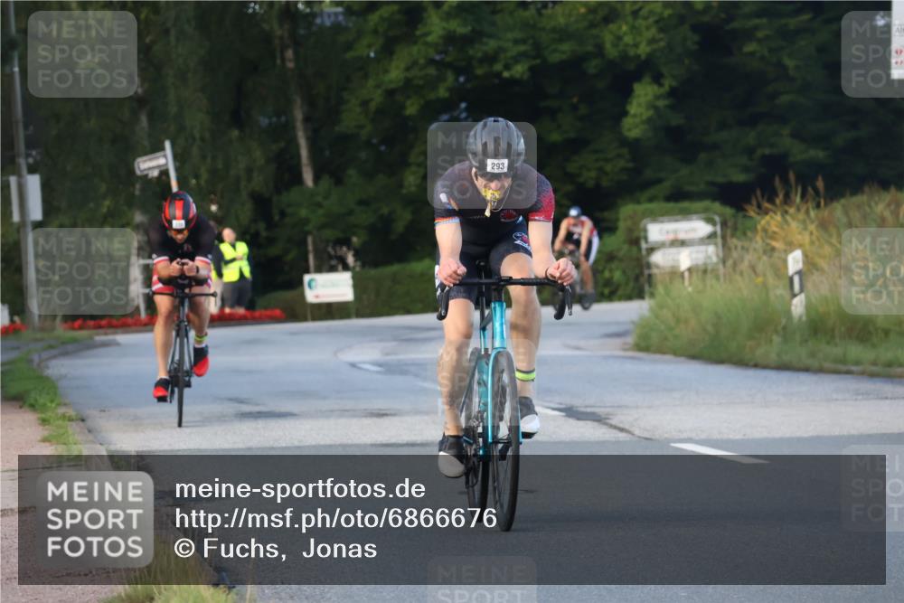 25.08.2024 - Elbe Triathlon Hamburg Fuchs,  Jonas http://msf.ph/oto/6866676 25.08.2024 09:26:29 Radfahren 194, 217, 244, 193, 293, 239 meine-sportfotos.de
