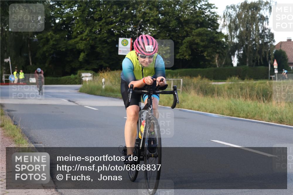 25.08.2024 - Elbe Triathlon Hamburg Fuchs,  Jonas http://msf.ph/oto/6866837 25.08.2024 09:27:05 Radfahren 134, 372 meine-sportfotos.de