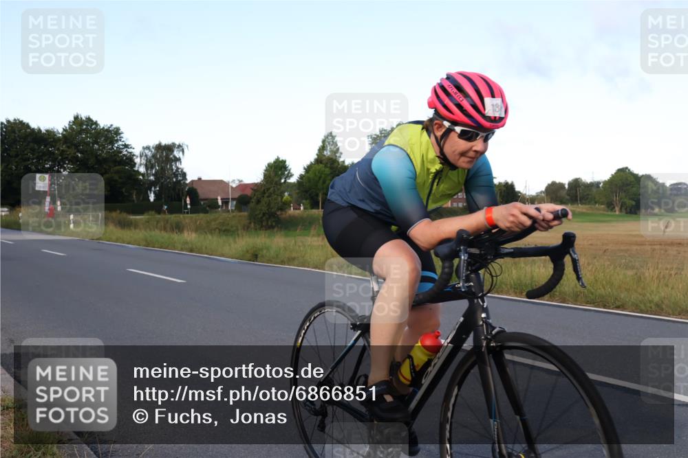 25.08.2024 - Elbe Triathlon Hamburg Fuchs,  Jonas http://msf.ph/oto/6866851 25.08.2024 09:27:06 Radfahren 134, 372 meine-sportfotos.de