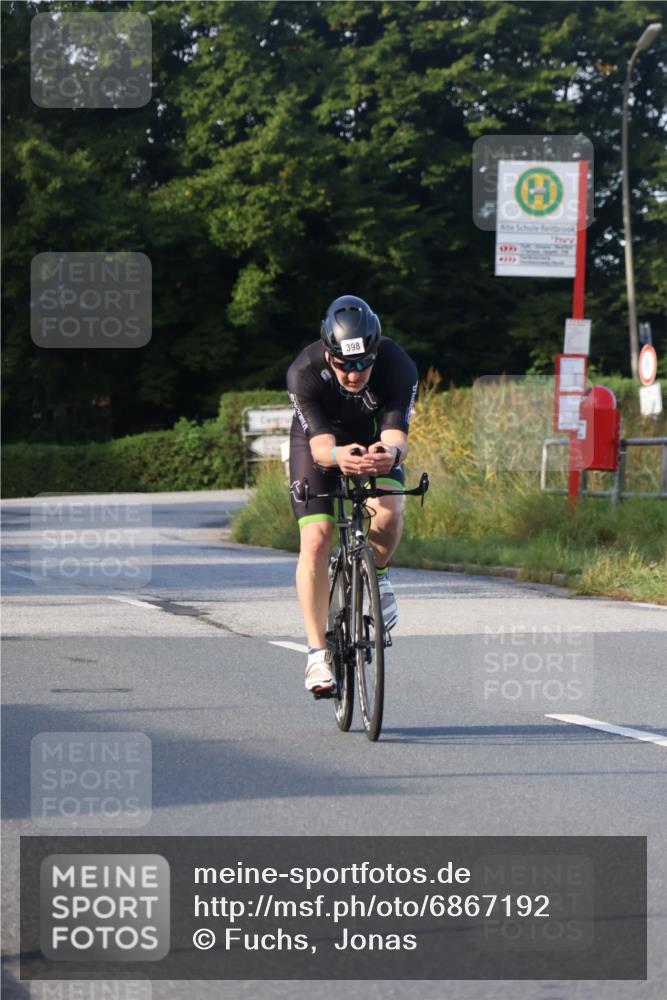 25.08.2024 - Elbe Triathlon Hamburg Fuchs,  Jonas http://msf.ph/oto/6867192 25.08.2024 09:28:19 Radfahren 270, 358, 398, 168 meine-sportfotos.de
