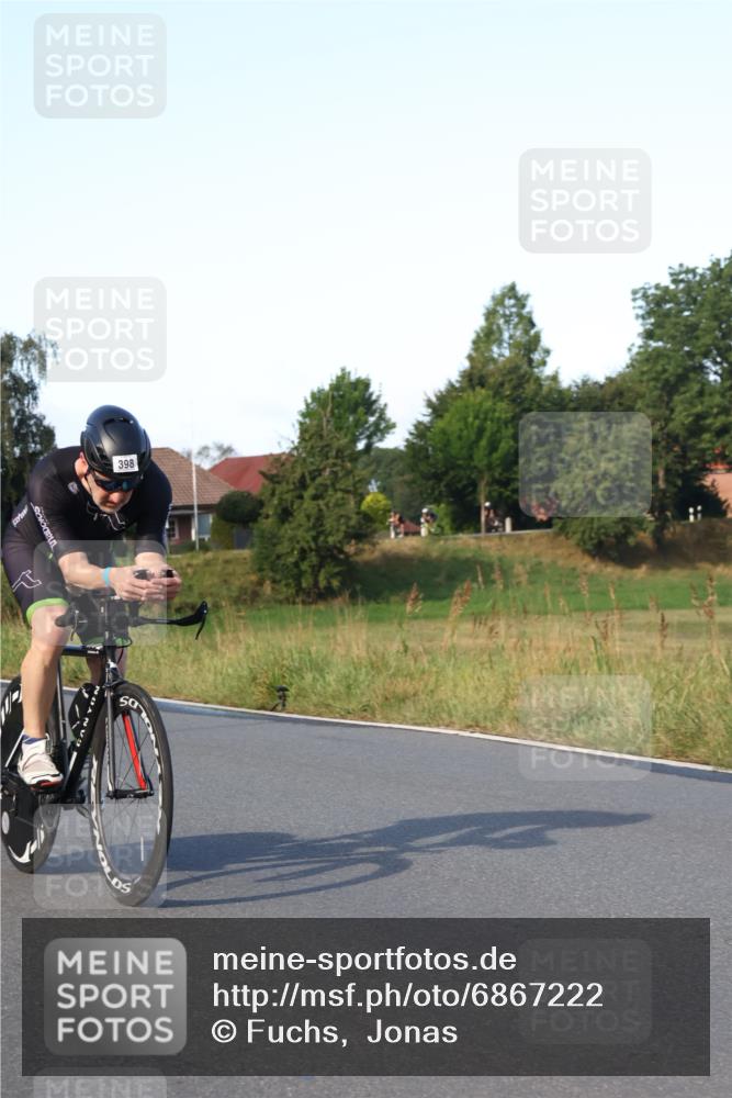 25.08.2024 - Elbe Triathlon Hamburg Fuchs,  Jonas http://msf.ph/oto/6867222 25.08.2024 09:28:20 Radfahren 270, 358, 398, 168, 143 meine-sportfotos.de