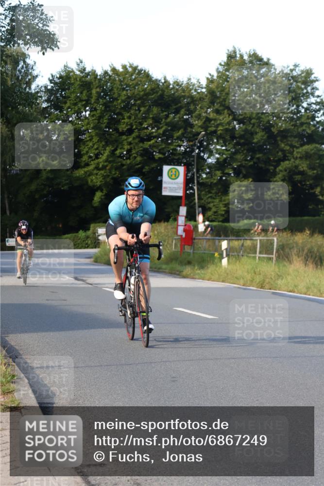 25.08.2024 - Elbe Triathlon Hamburg Fuchs,  Jonas http://msf.ph/oto/6867249 25.08.2024 09:28:24 Radfahren 358, 398, 168, 143 meine-sportfotos.de