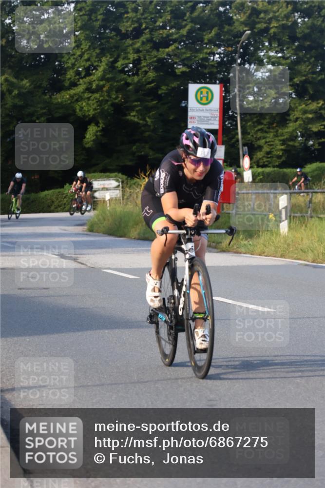 25.08.2024 - Elbe Triathlon Hamburg Fuchs,  Jonas http://msf.ph/oto/6867275 25.08.2024 09:28:26 Radfahren 168, 143 meine-sportfotos.de