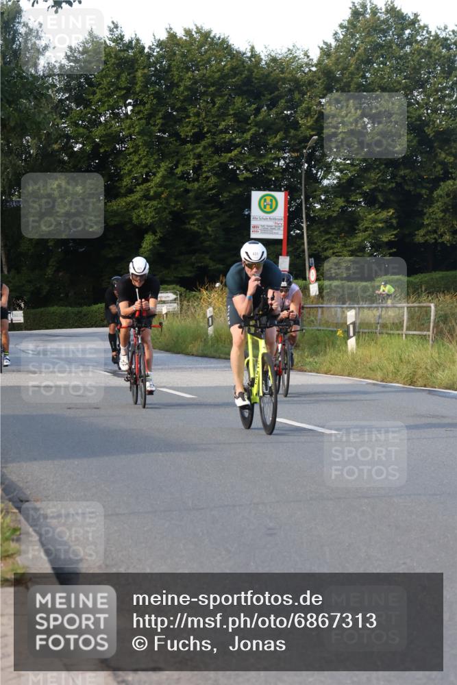 25.08.2024 - Elbe Triathlon Hamburg Fuchs,  Jonas http://msf.ph/oto/6867313 25.08.2024 09:28:32 Radfahren 143, 431, 368, 421, 333, 341, 130 meine-sportfotos.de