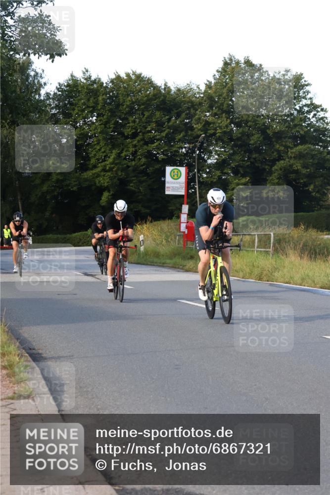 25.08.2024 - Elbe Triathlon Hamburg Fuchs,  Jonas http://msf.ph/oto/6867321 25.08.2024 09:28:33 Radfahren 431, 368, 421, 333, 341, 130 meine-sportfotos.de