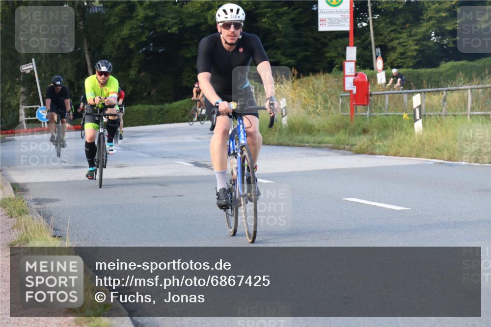 25.08.2024 - Elbe Triathlon Hamburg Fuchs,  Jonas http://msf.ph/oto/6867425 25.08.2024 09:28:41 Radfahren 333, 341, 130, 388, 251, 384, 90, 290 meine-sportfotos.de