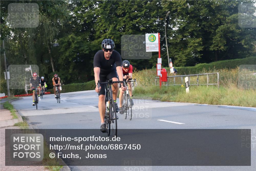 25.08.2024 - Elbe Triathlon Hamburg Fuchs,  Jonas http://msf.ph/oto/6867450 25.08.2024 09:28:44 Radfahren 388, 251, 384, 90, 290, 376, 381 meine-sportfotos.de