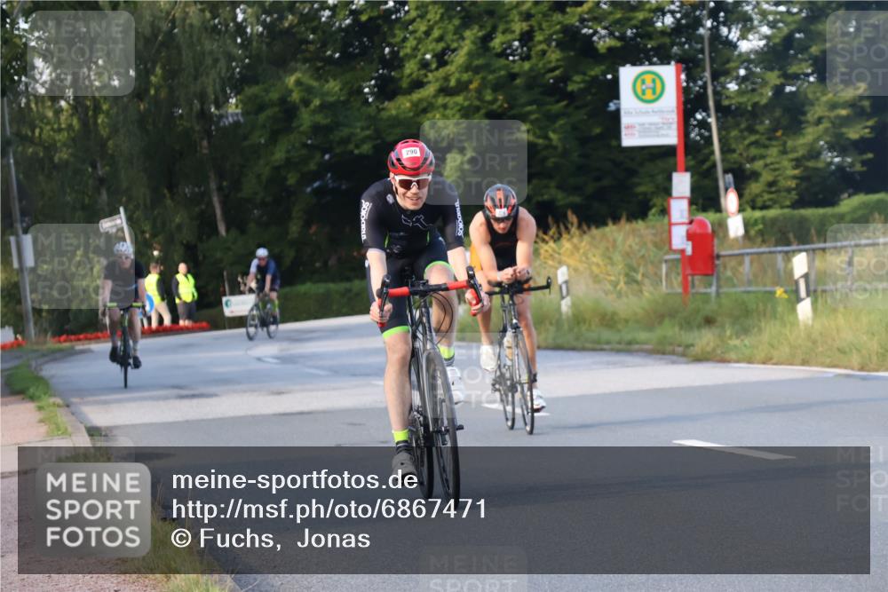 25.08.2024 - Elbe Triathlon Hamburg Fuchs,  Jonas http://msf.ph/oto/6867471 25.08.2024 09:28:47 Radfahren 388, 251, 384, 90, 290, 376, 381, 317 meine-sportfotos.de