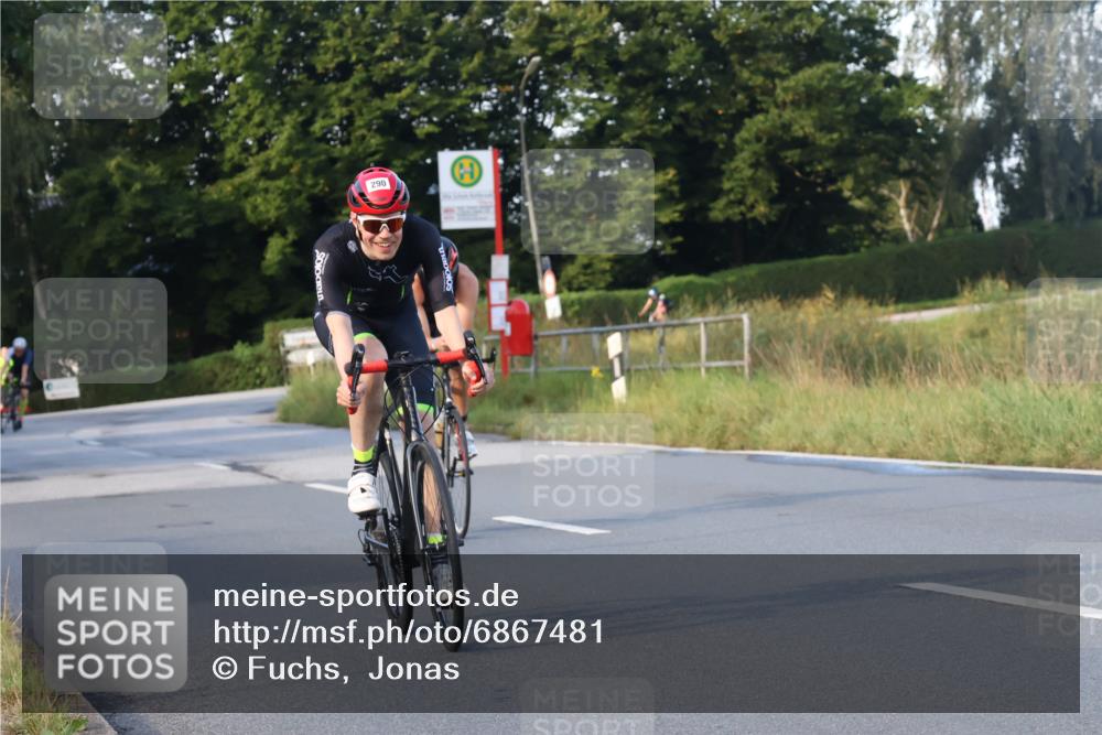 25.08.2024 - Elbe Triathlon Hamburg Fuchs,  Jonas http://msf.ph/oto/6867481 25.08.2024 09:28:47 Radfahren 388, 251, 384, 90, 290, 376, 381, 317 meine-sportfotos.de