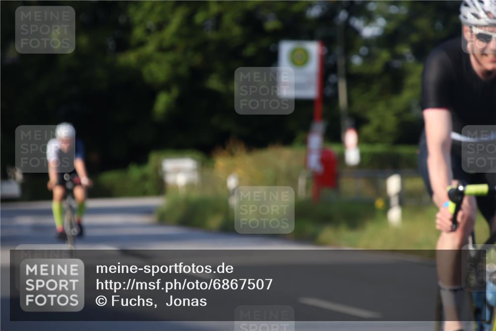 25.08.2024 - Elbe Triathlon Hamburg Fuchs,  Jonas http://msf.ph/oto/6867507 25.08.2024 09:28:51 Radfahren 384, 90, 290, 376, 381, 317 meine-sportfotos.de