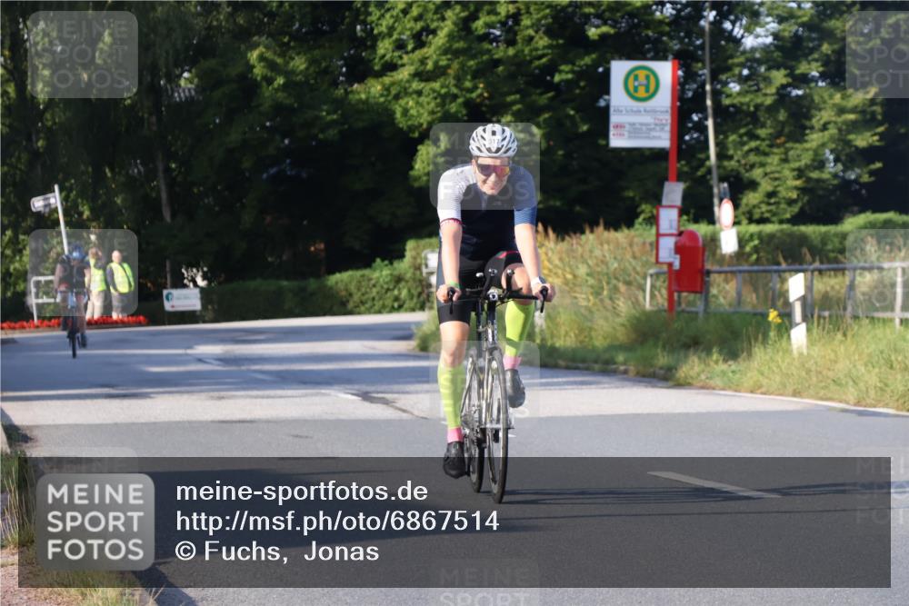 25.08.2024 - Elbe Triathlon Hamburg Fuchs,  Jonas http://msf.ph/oto/6867514 25.08.2024 09:28:52 Radfahren 290, 376, 381, 317, 154 meine-sportfotos.de
