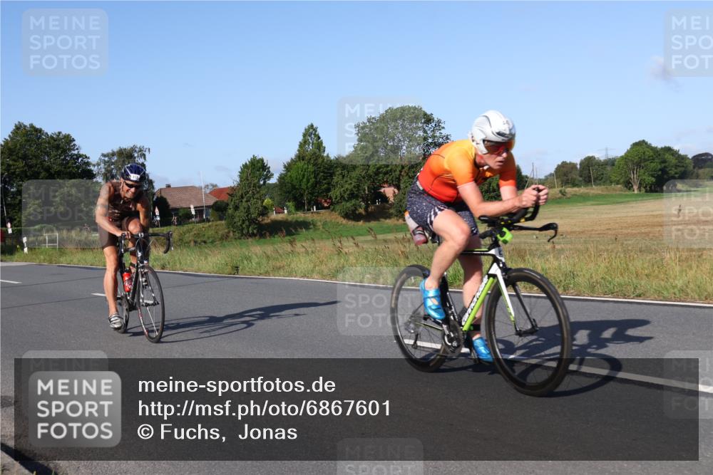 25.08.2024 - Elbe Triathlon Hamburg Fuchs,  Jonas http://msf.ph/oto/6867601 25.08.2024 09:29:06 Radfahren 152, 442, 418, 528, 111, 211 meine-sportfotos.de