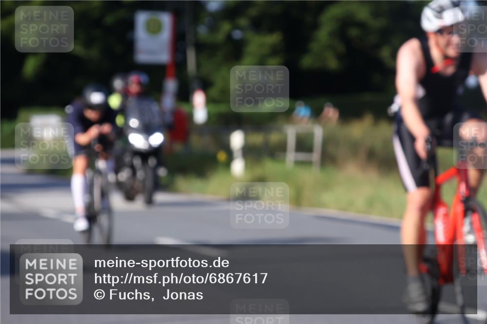 25.08.2024 - Elbe Triathlon Hamburg Fuchs,  Jonas http://msf.ph/oto/6867617 25.08.2024 09:29:08 Radfahren 152, 442, 418, 528, 111, 211, 406 meine-sportfotos.de