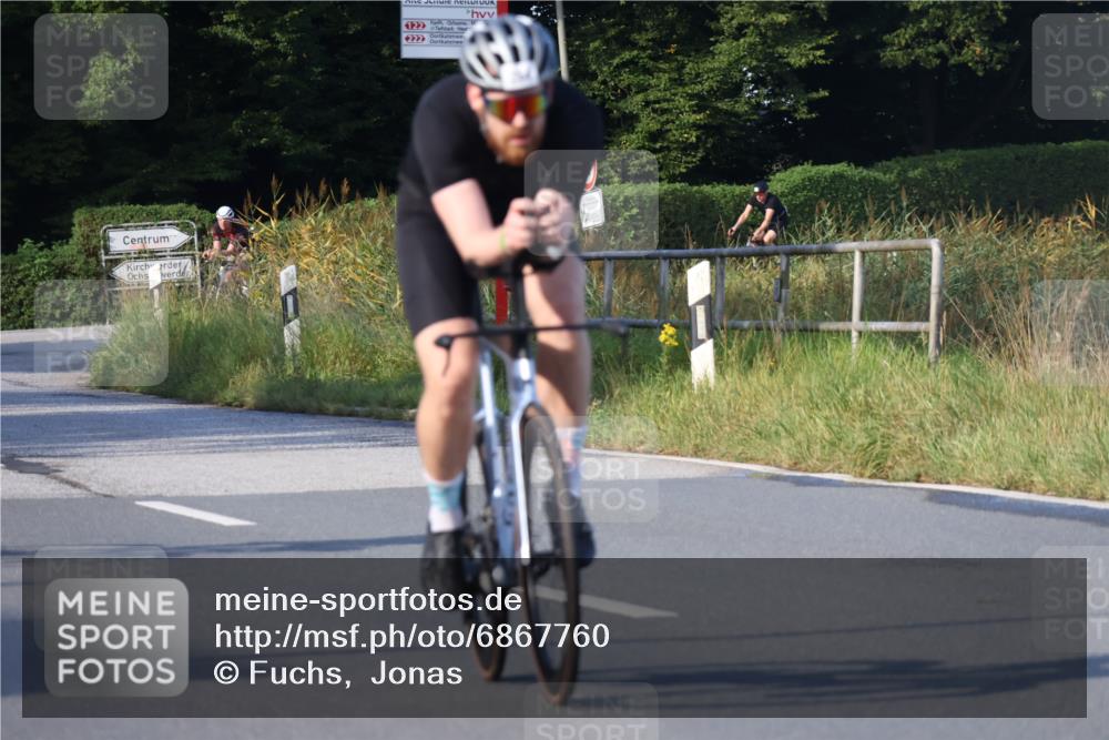 25.08.2024 - Elbe Triathlon Hamburg Fuchs,  Jonas http://msf.ph/oto/6867760 25.08.2024 09:29:23 Radfahren 131, 355, 374, 264, 33, 63, 135 meine-sportfotos.de