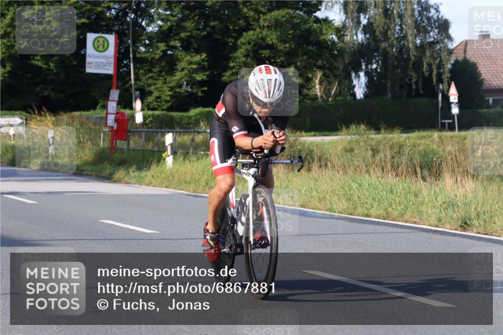 25.08.2024 - Elbe Triathlon Hamburg Fuchs,  Jonas http://msf.ph/oto/6867881 25.08.2024 09:29:48 Radfahren 66, 447, 98, 407, 138, 385 meine-sportfotos.de