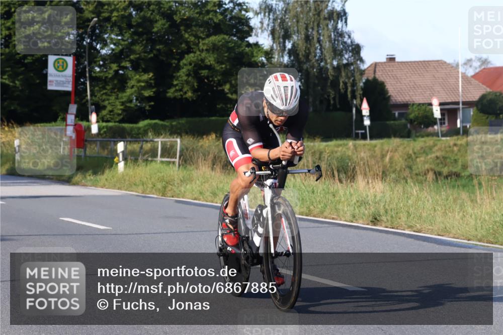 25.08.2024 - Elbe Triathlon Hamburg Fuchs,  Jonas http://msf.ph/oto/6867885 25.08.2024 09:29:48 Radfahren 66, 447, 98, 407, 138, 385 meine-sportfotos.de