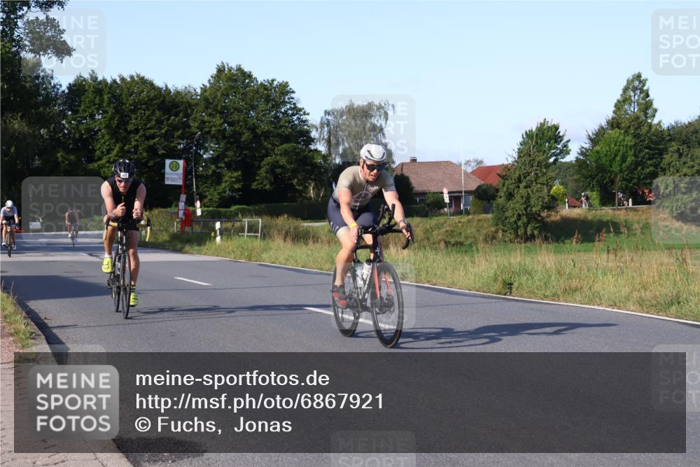25.08.2024 - Elbe Triathlon Hamburg Fuchs,  Jonas http://msf.ph/oto/6867921 25.08.2024 09:29:51 Radfahren 66, 447, 98, 407, 138, 385, 401, 305 meine-sportfotos.de
