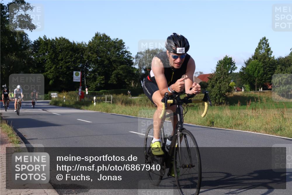 25.08.2024 - Elbe Triathlon Hamburg Fuchs,  Jonas http://msf.ph/oto/6867940 25.08.2024 09:29:52 Radfahren 66, 447, 98, 407, 138, 385, 401, 305 meine-sportfotos.de